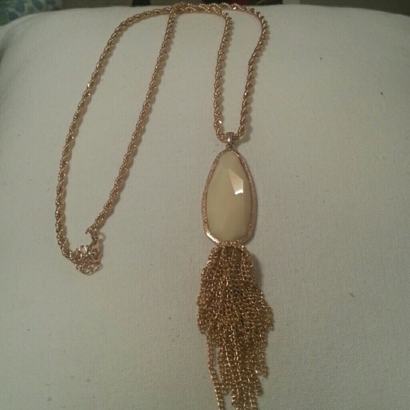 Kendra Scott Jewelry - Kendra scott inspired necklace