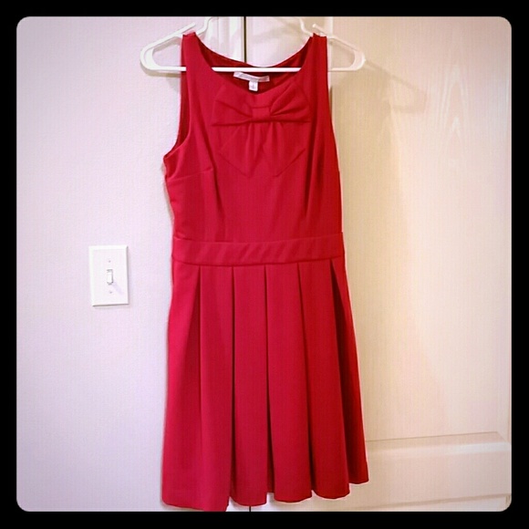 Magenta pink bow dress