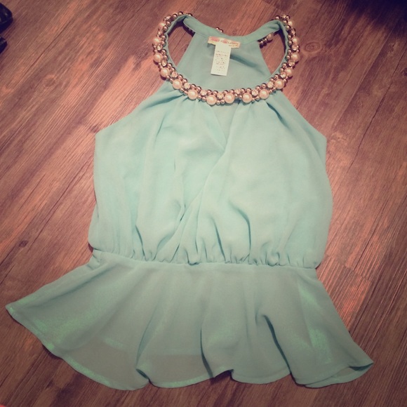 Halter top
