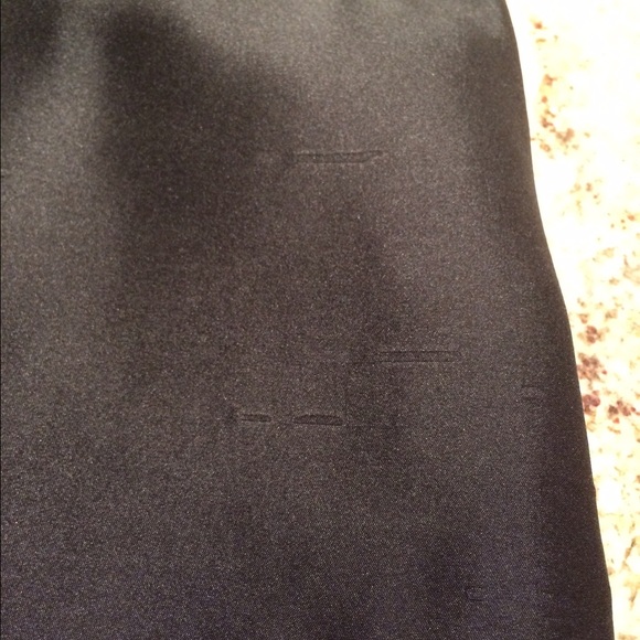 Black Ann Taylor Skirt - Picture 2 of 3