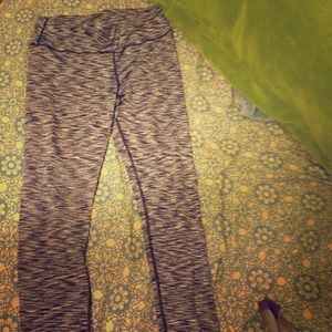 Size M super cute stretchy work out leggings!