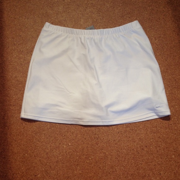 Nike dri-fit tennis skirt