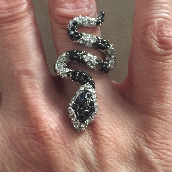Snake ring