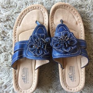 2 sandals for @britneyhop