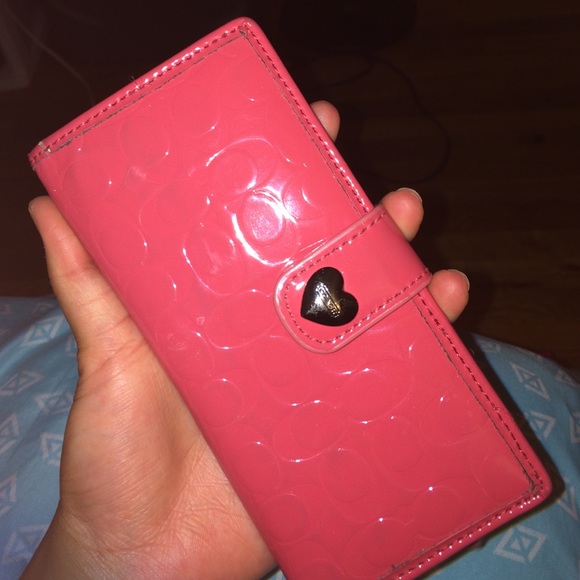 Pink/coral coach wallet