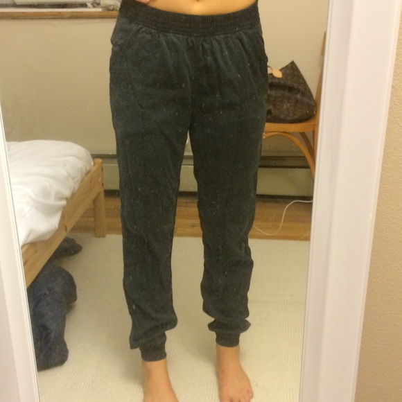RARE cuffed tinsel Lululemon pants