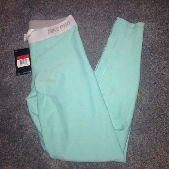 Tiffany Blue Nike Pro