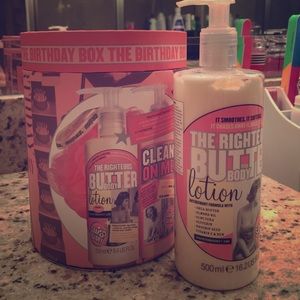 Soap & Glory body butter!!