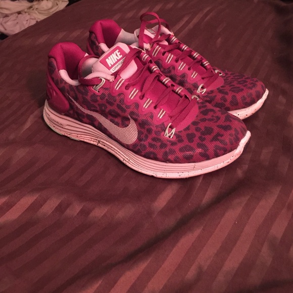 Don't wear anymore , Hardly worn !