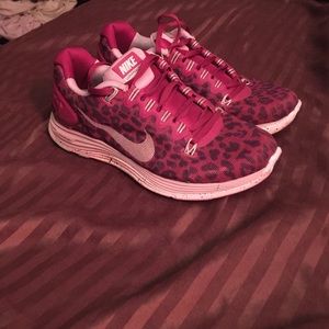 Don't wear anymore , Hardly worn !