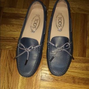 Tod's classic driver's moccasin