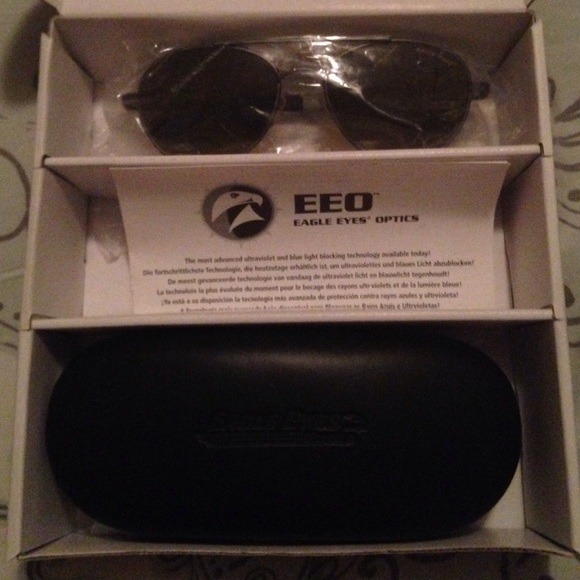 Sunglasses - Picture 4 of 4