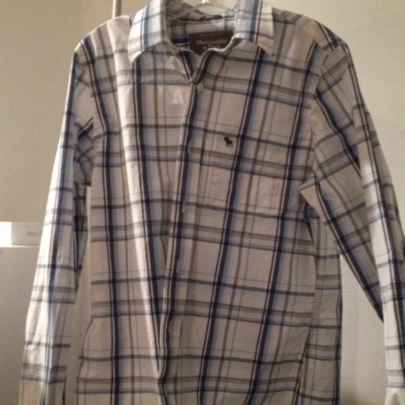 Men's large button down plaid shirt w/ pocket