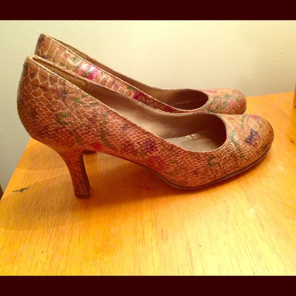 Chinese Laundry heels