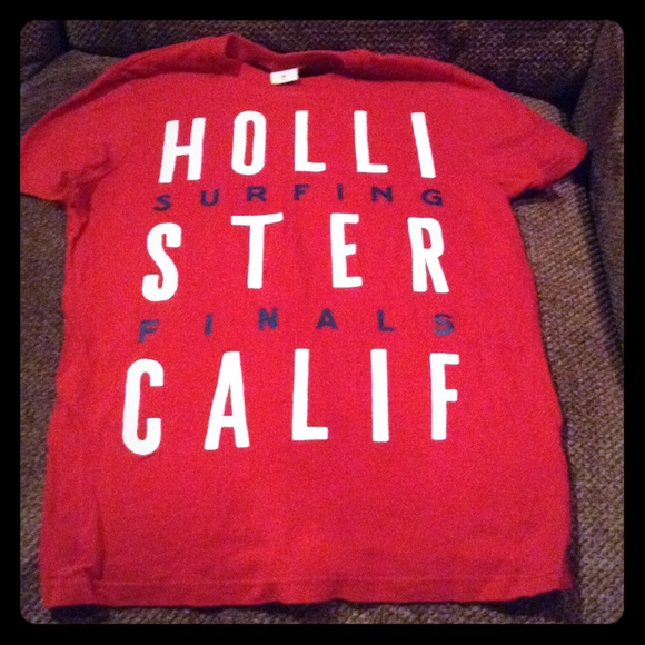 Red Hollister Tee