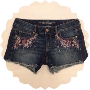 Flowery shorts NWOT