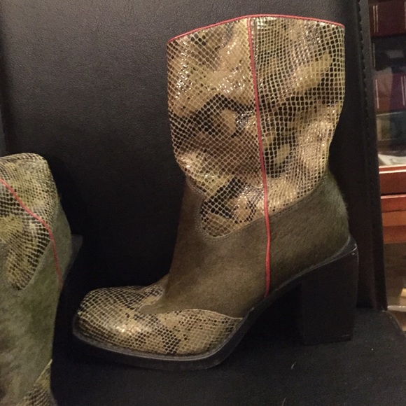 Mia cowboy boots