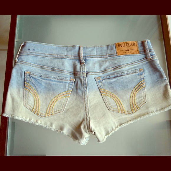 Hollister Light Denim Ombré shorts