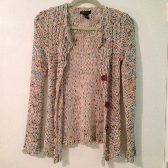 ✨ BCBG multi colored Cream knitted sweater ✨