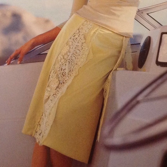 Anthropologie Dresses & Skirts - Anthropologie Beaded Rivulet skirt Odille yellow