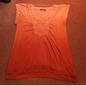 Super cute tops! BUNDLE🌻