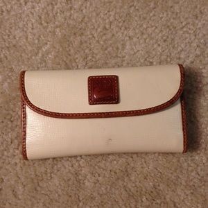 Dooney and Bourke Continental Clutch Wallet
