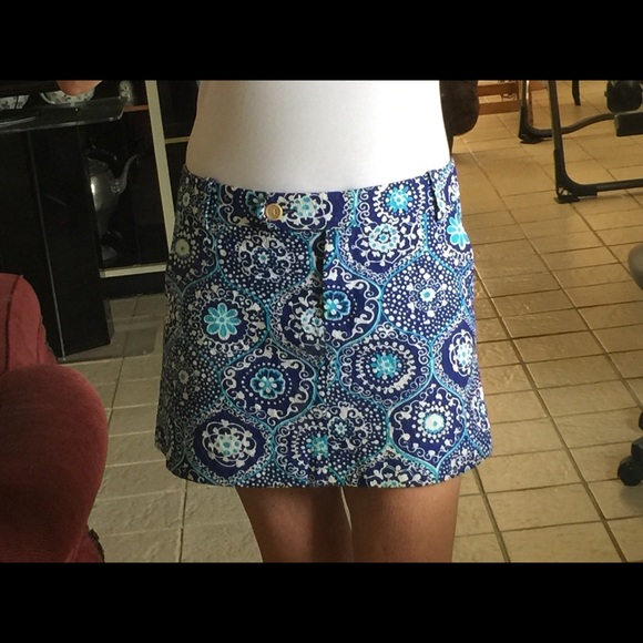 Trina Turk adorable mini skirt size 4 - Picture 3 of 7