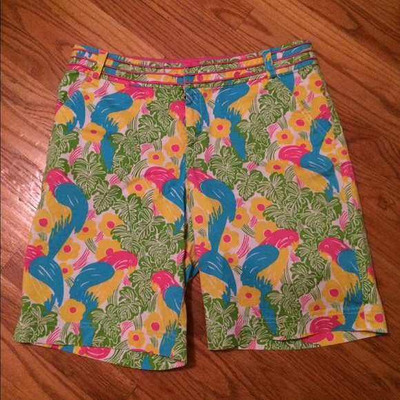 EUC Lilly Pulitzer Chipper Short Size 10