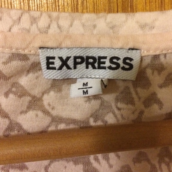 Sheer top with a subtle snakeskin pattern - Picture 2 of 2