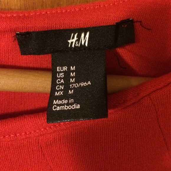 Retro Glam shift dress in a rich red - Picture 2 of 2