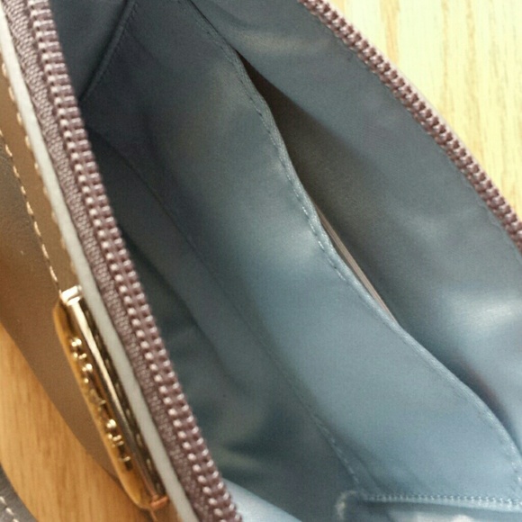 Coach Pleated Medium Wristlet - Grey F48726 - Picture 4 of 4