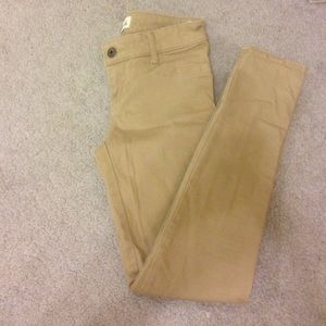 Khaki Abercrombie leggings