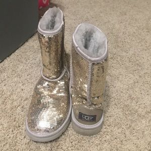 sparkly gold uggs