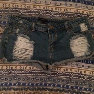 Denim cuff short