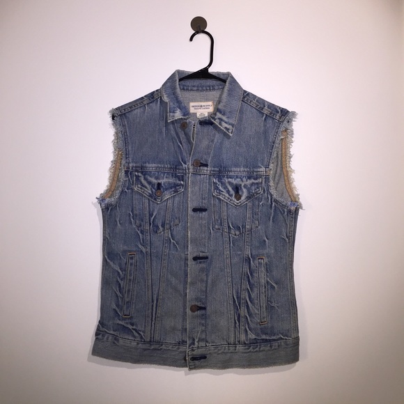 Almost new Denim & Supply denim vest. - Picture 3 of 4