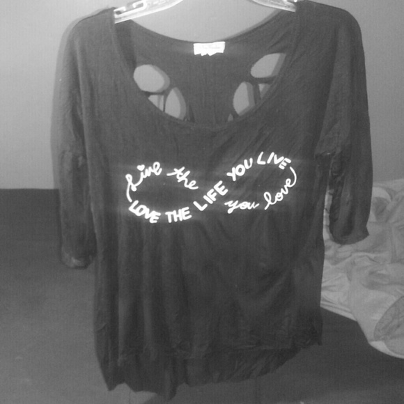 A high low shirt - Picture 1 of 4