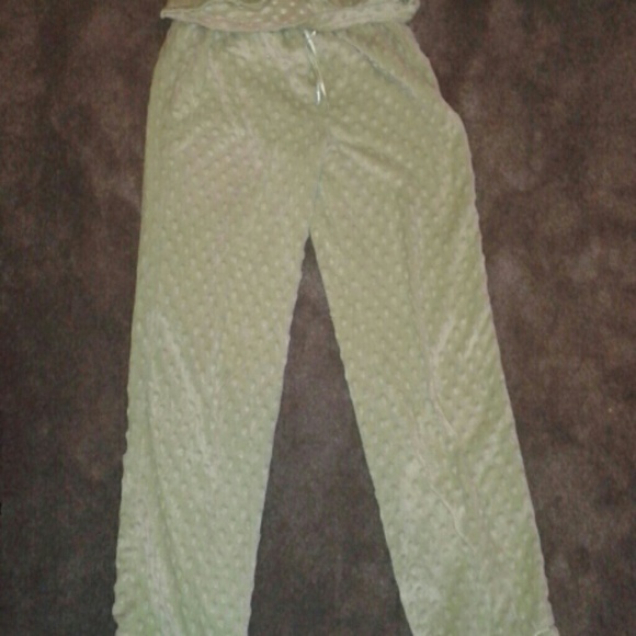 Pj's - Picture 3 of 4