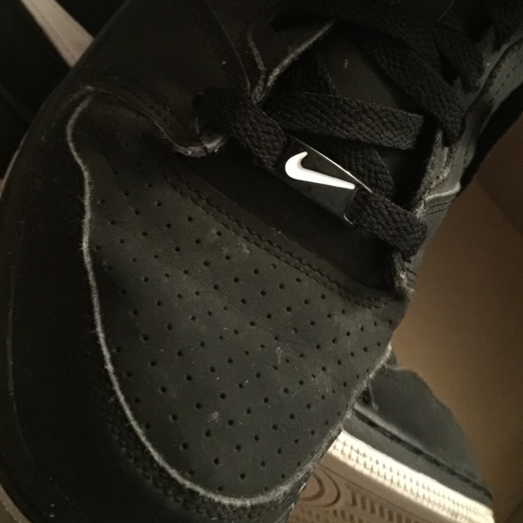 Nikes - Picture 3 of 3