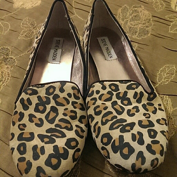 Steve Madden slip ons