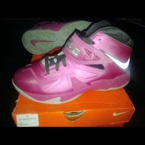 LJ Nike Soldiers 7