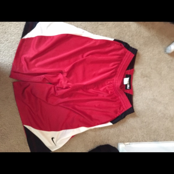 Mens Nike basket ball shorts