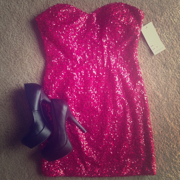 Poly USA hot pink sequin short dress