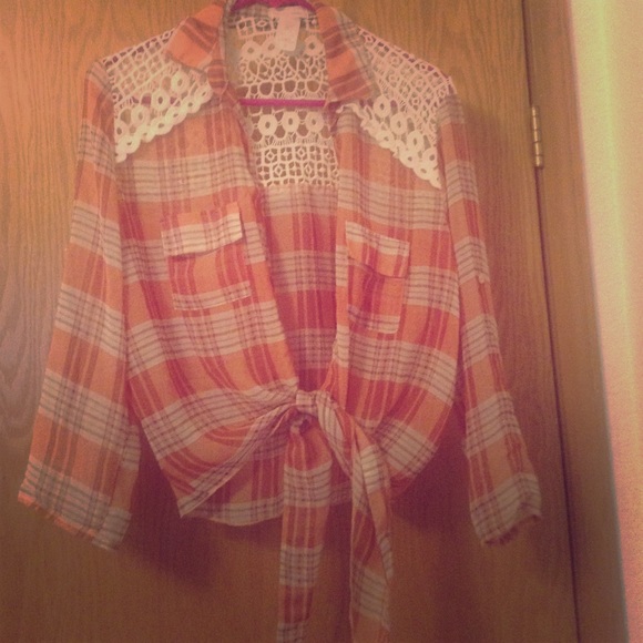 Pink tie up plaid shirt.