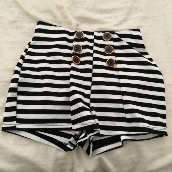 Sailor shorts