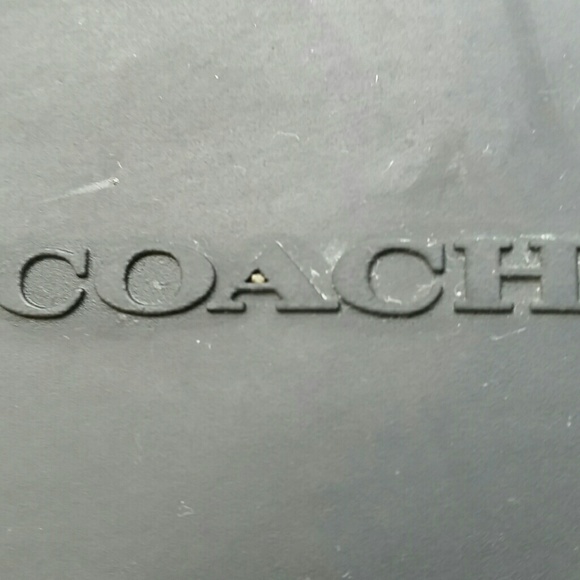 Slippers - Picture 2 of 4