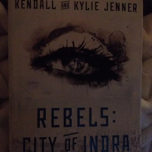 AUTOGRAPHED BY KENDALL AND KYLIE JENNER