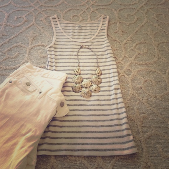 Bundle Gap stretch tank top size s