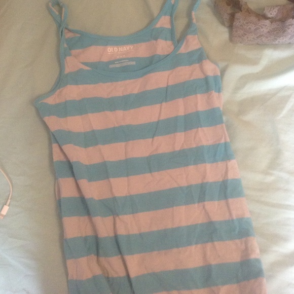 Tank top bundle - Picture 2 of 4