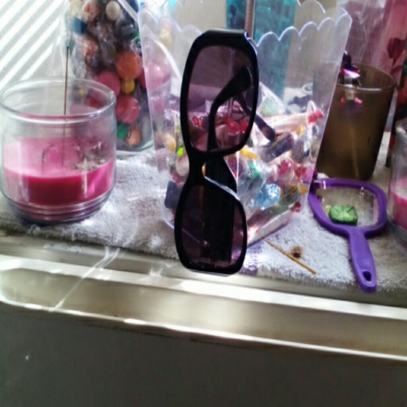 MK SUN GLASSES