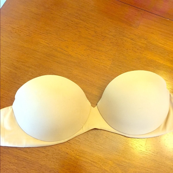 Strapless nude bra